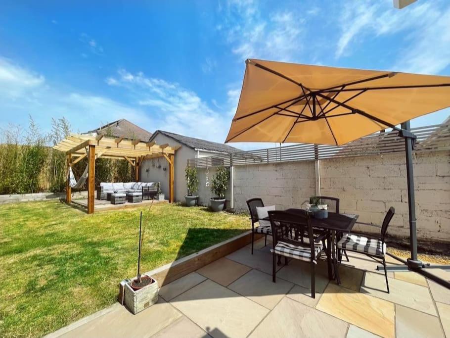 Modern, Central Bungalow With Large Garden Bournemouth Eksteriør bilde